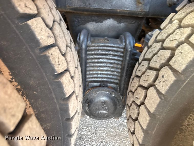 image for item EG1846 2013 Mack GU713 hook lift truck