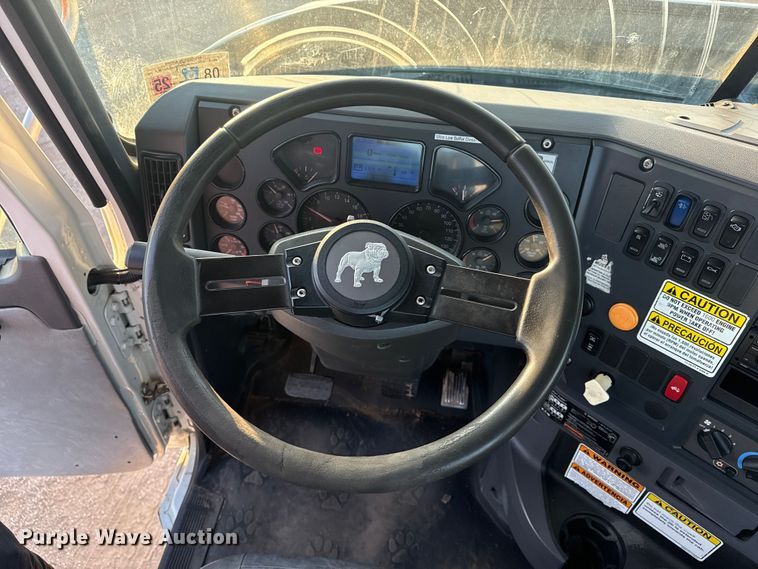 image for item EG1846 2013 Mack GU713 hook lift truck