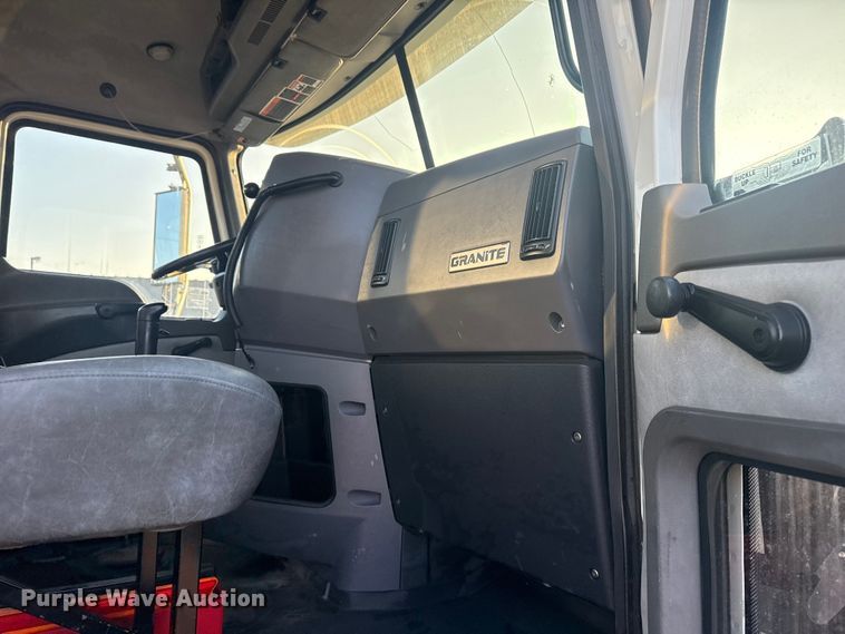 image for item EG1846 2013 Mack GU713 hook lift truck