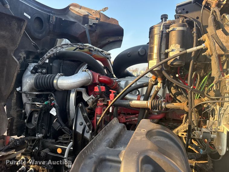 image for item EG1846 2013 Mack GU713 hook lift truck