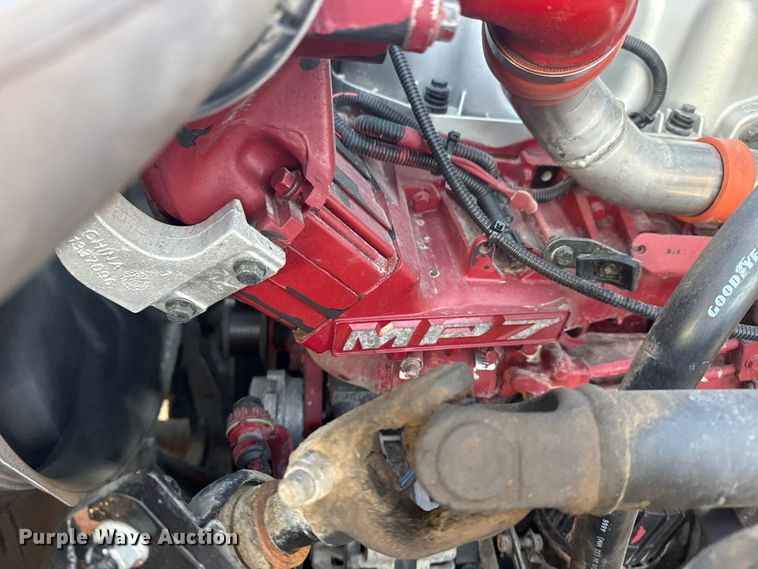 image for item EG1846 2013 Mack GU713 hook lift truck