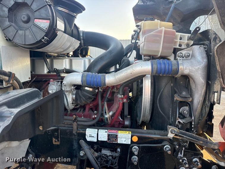 image for item EG1846 2013 Mack GU713 hook lift truck