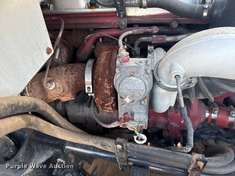 image for item EG1846 2013 Mack GU713 hook lift truck