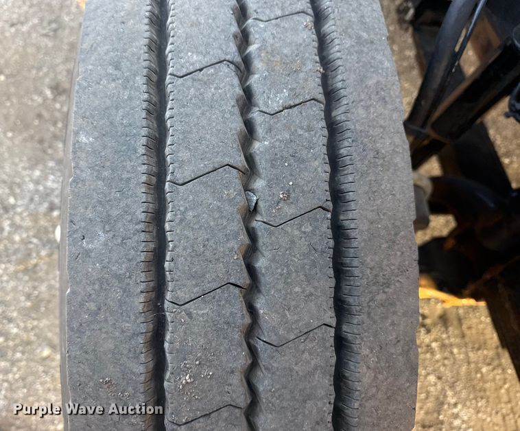 image for item EG1846 2013 Mack GU713 hook lift truck