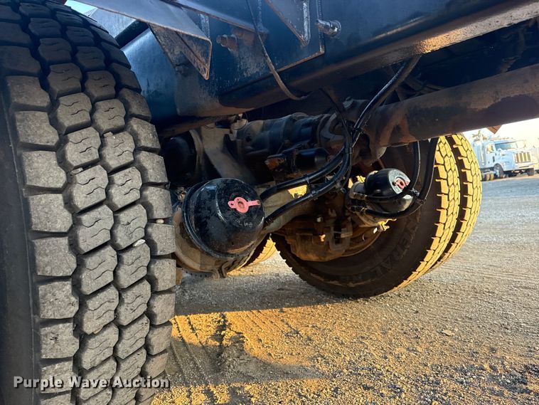 image for item EG1846 2013 Mack GU713 hook lift truck