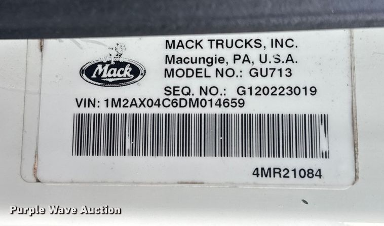image for item EG1846 2013 Mack GU713 hook lift truck