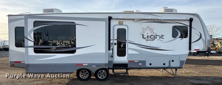 image for item EG1847 2013 Open Range Light camper