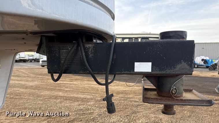 image for item EG1847 2013 Open Range Light camper