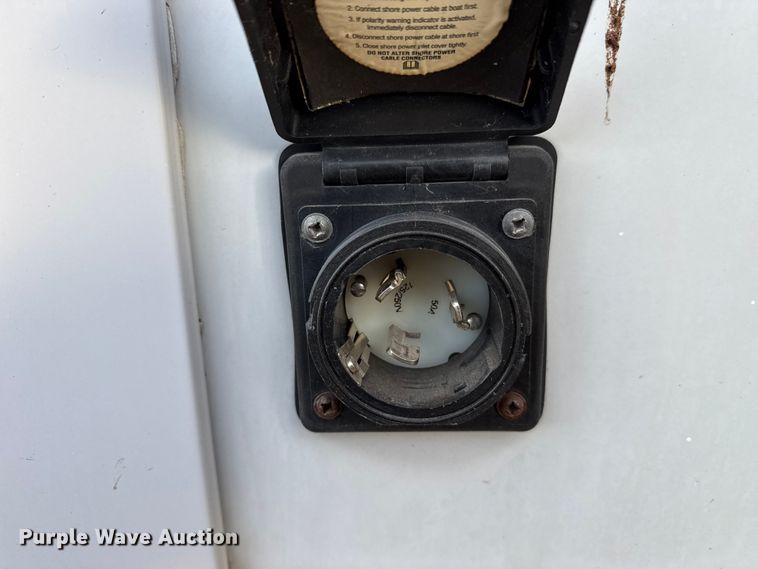 image for item EG1847 2013 Open Range Light camper