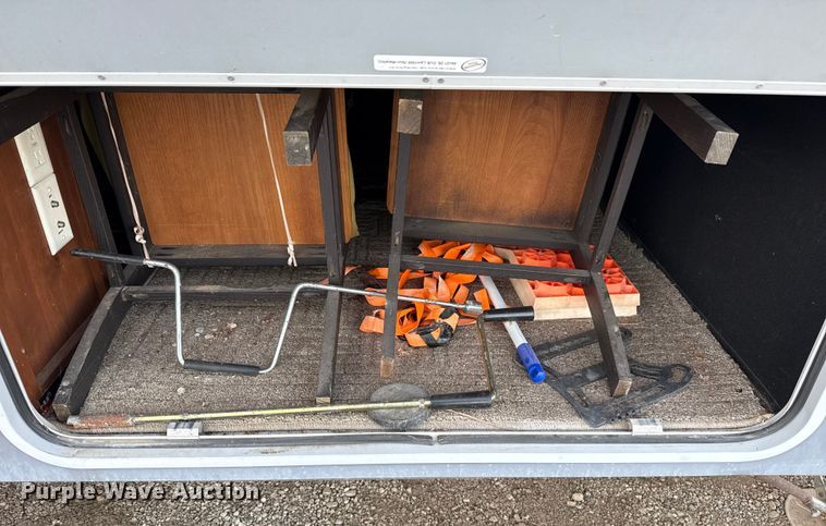 image for item EG1847 2013 Open Range Light camper