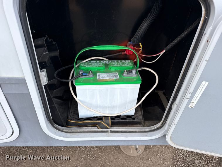 image for item EG1847 2013 Open Range Light camper