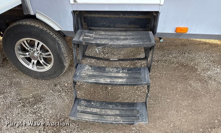 image for item EG1847 2013 Open Range Light camper