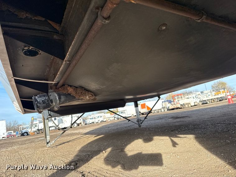 image for item EG1847 2013 Open Range Light camper