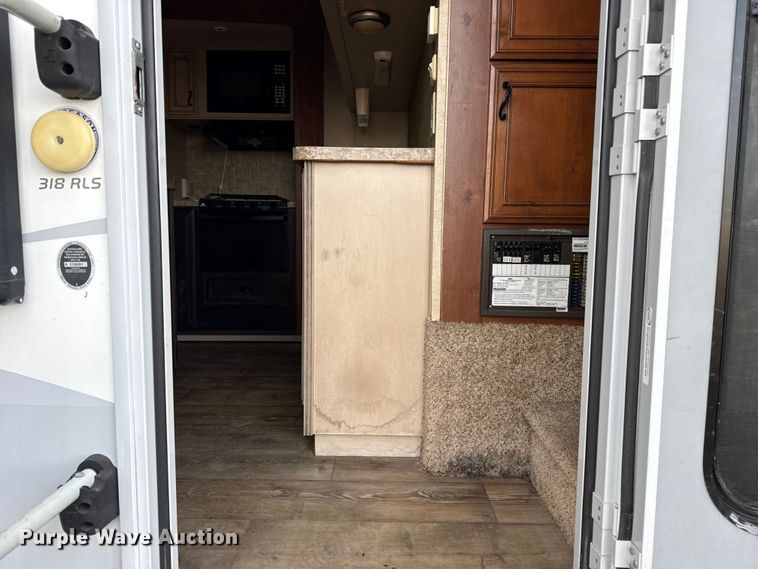 image for item EG1847 2013 Open Range Light camper