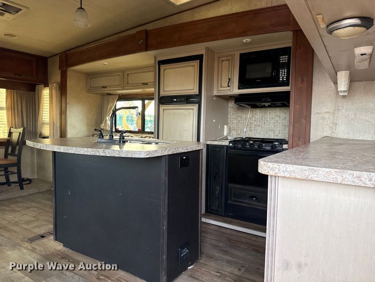 image for item EG1847 2013 Open Range Light camper