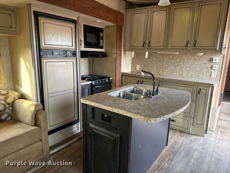 image for item EG1847 2013 Open Range Light camper