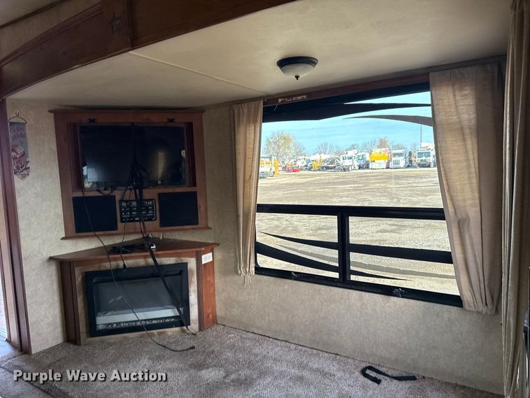 image for item EG1847 2013 Open Range Light camper