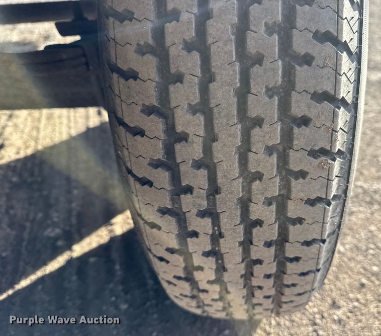 image for item EG1847 2013 Open Range Light camper