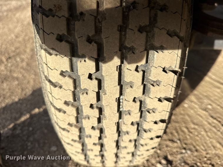 image for item EG1847 2013 Open Range Light camper