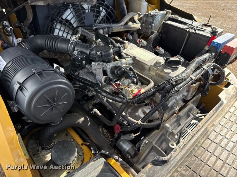 image for item EG1855 Caterpillar P4000 forklift