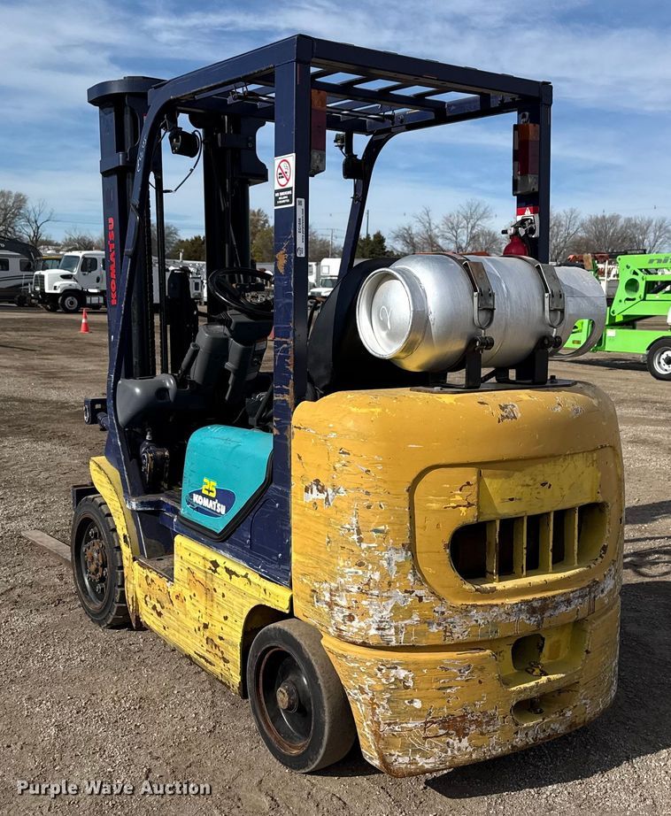 image for item EG1856 Komatsu FG25SHT-12 forklift