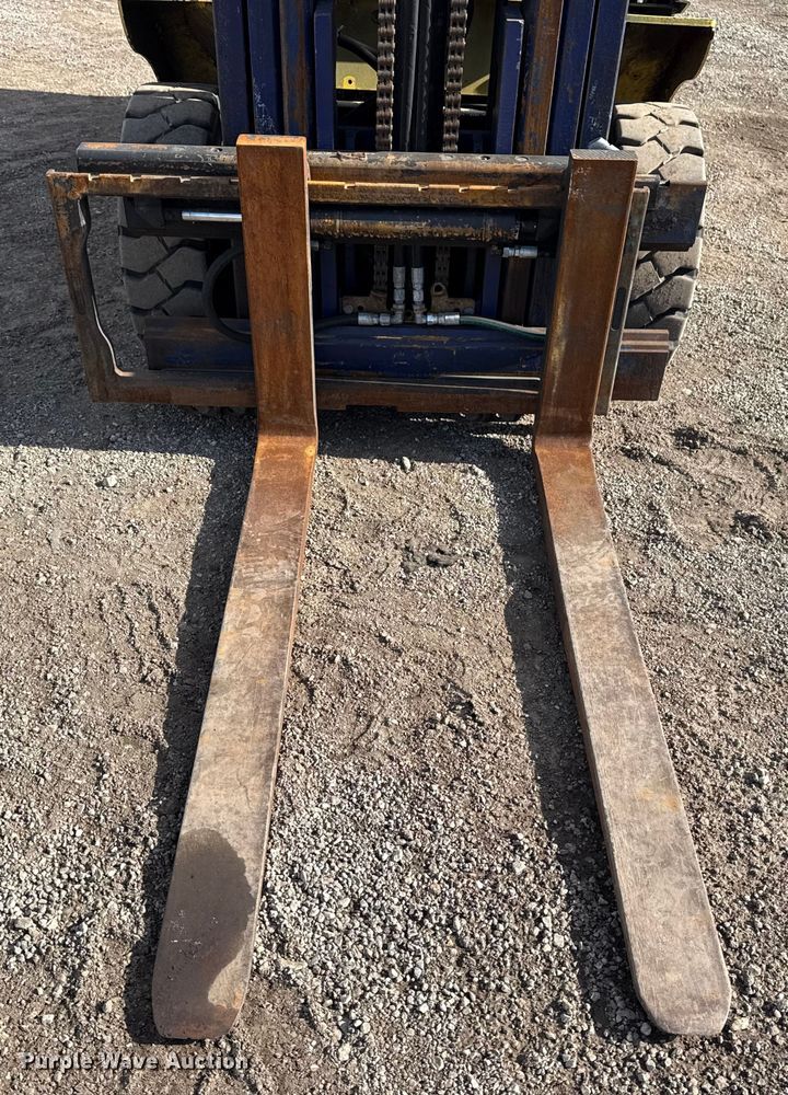 image for item EG1856 Komatsu FG25SHT-12 forklift