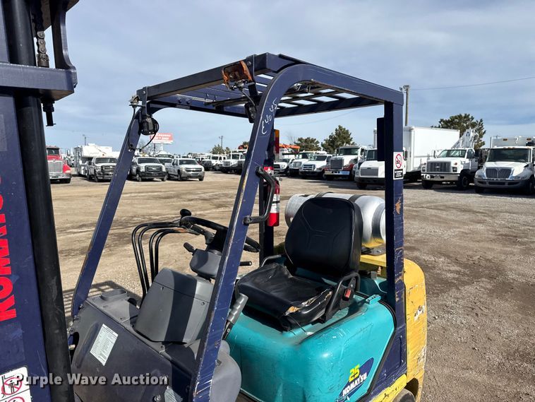 image for item EG1856 Komatsu FG25SHT-12 forklift