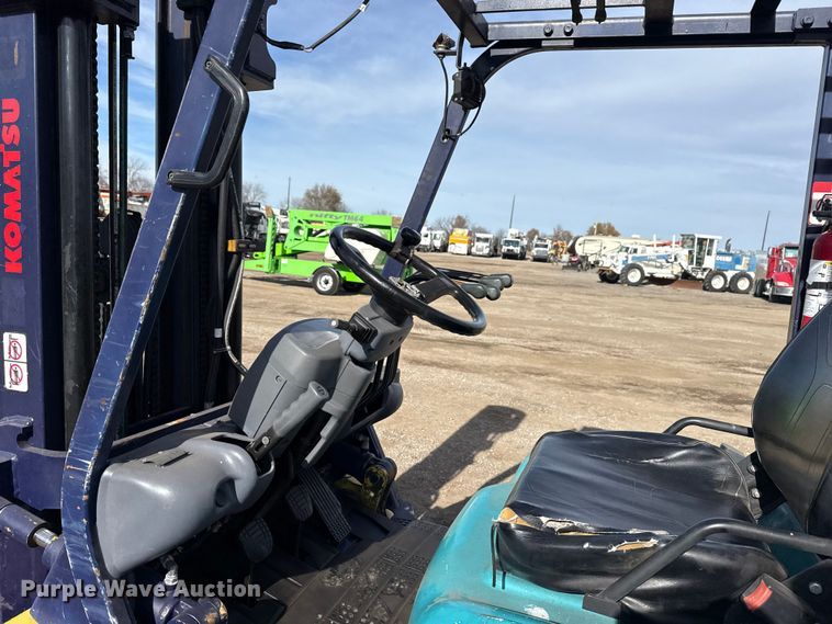 image for item EG1856 Komatsu FG25SHT-12 forklift