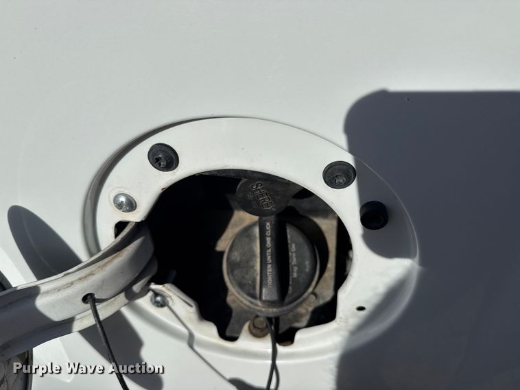 image for item EG1857 2011 Chevrolet 2500HD Crew Cab pickup truck