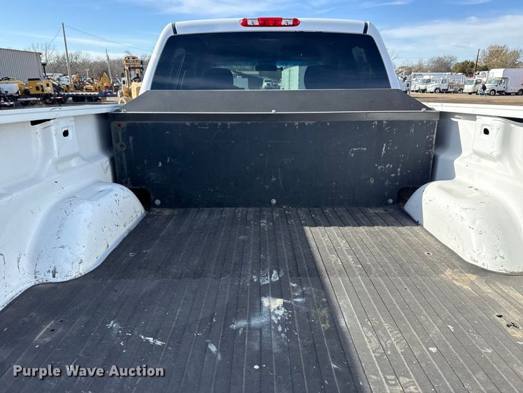 image for item EG1857 2011 Chevrolet 2500HD Crew Cab pickup truck