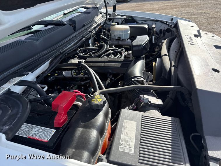 image for item EG1857 2011 Chevrolet 2500HD Crew Cab pickup truck