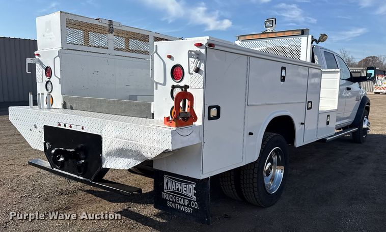 image for item EG1870 2016 Ram  5500HD utility / service truck