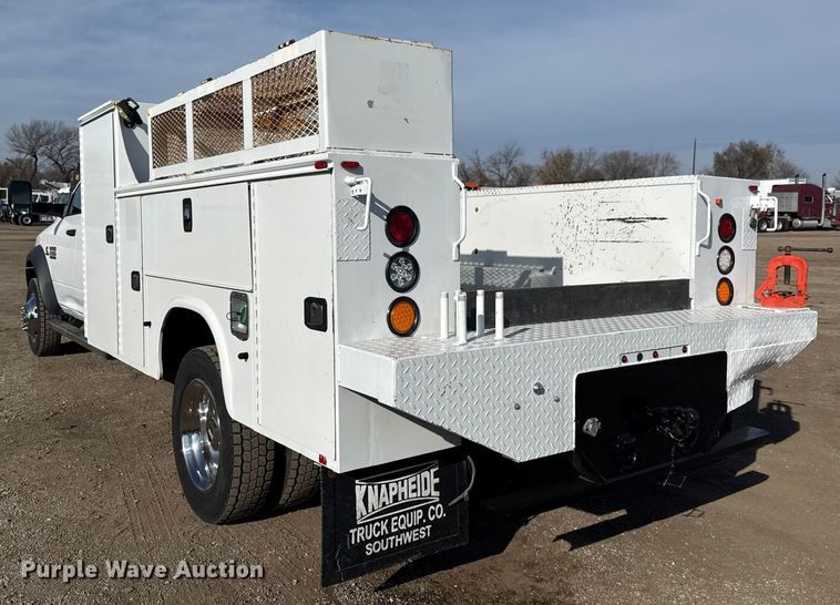 image for item EG1870 2016 Ram  5500HD utility / service truck