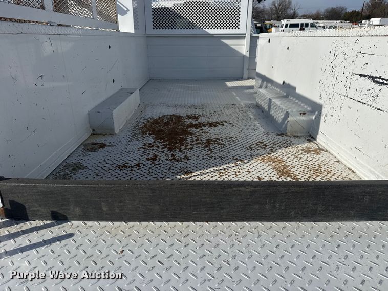 image for item EG1870 2016 Ram  5500HD utility / service truck