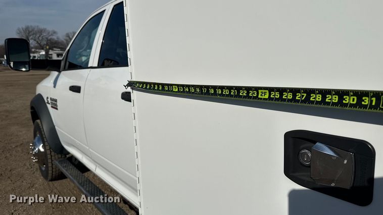 image for item EG1870 2016 Ram  5500HD utility / service truck