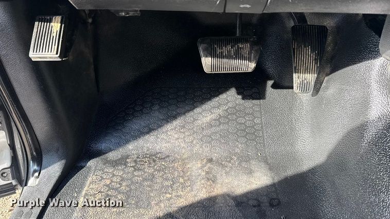 image for item EG1870 2016 Ram  5500HD utility / service truck