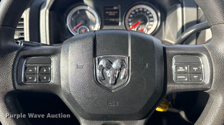 image for item EG1870 2016 Ram  5500HD utility / service truck