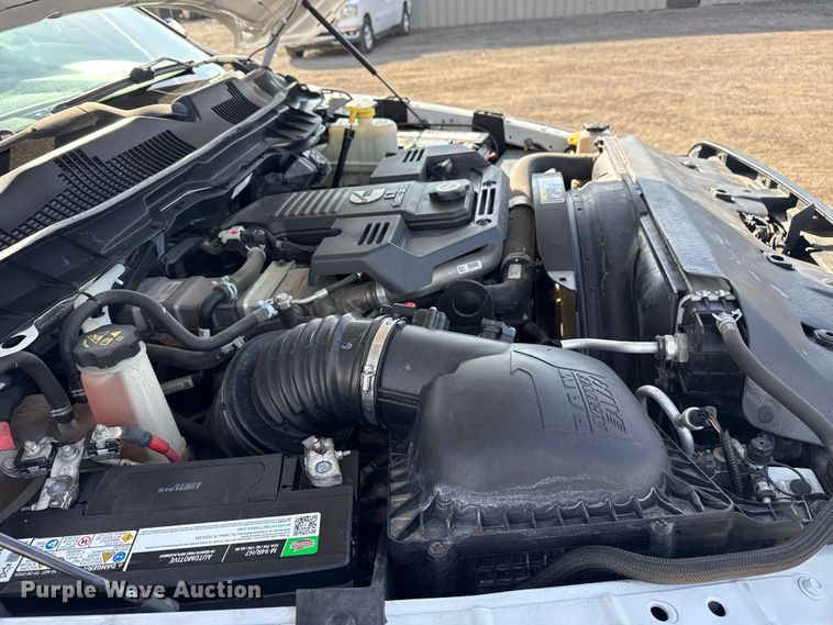 image for item EG1870 2016 Ram  5500HD utility / service truck