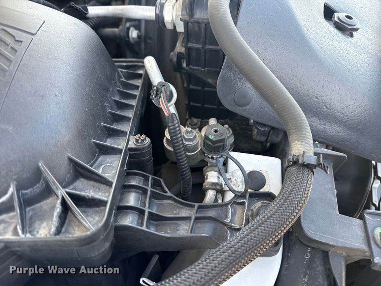 image for item EG1870 2016 Ram  5500HD utility / service truck