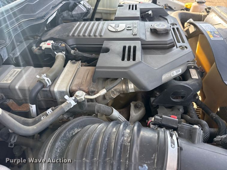 image for item EG1870 2016 Ram  5500HD utility / service truck