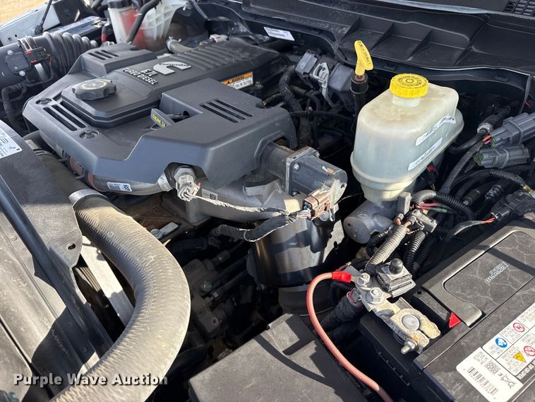 image for item EG1870 2016 Ram  5500HD utility / service truck