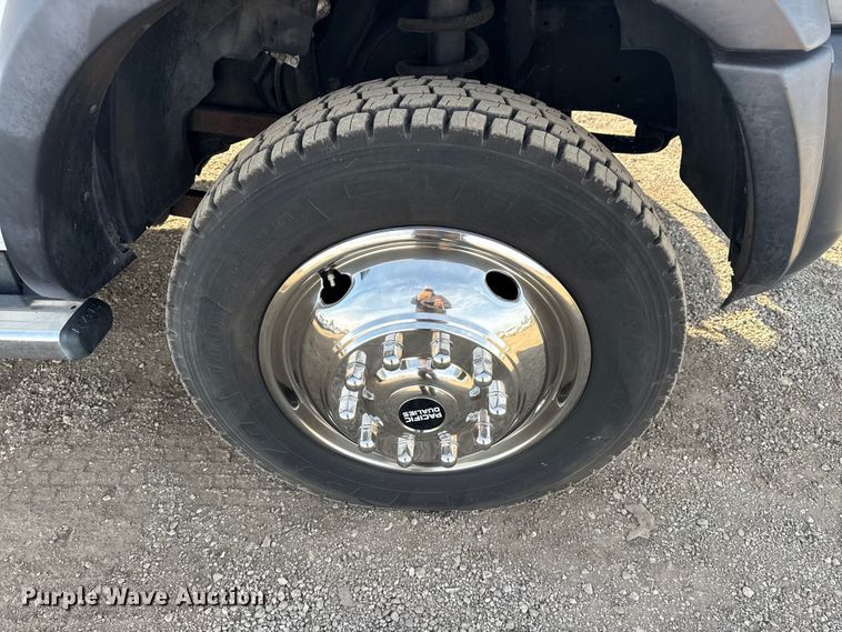 image for item EG1870 2016 Ram  5500HD utility / service truck