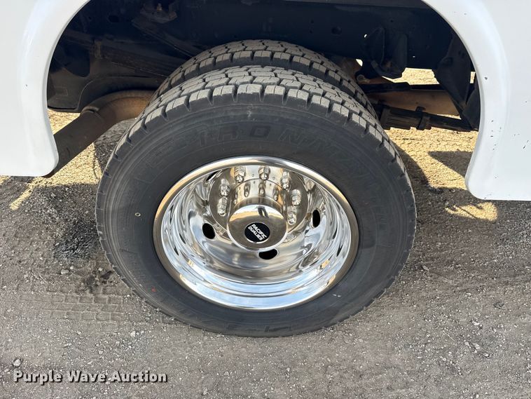 image for item EG1870 2016 Ram  5500HD utility / service truck