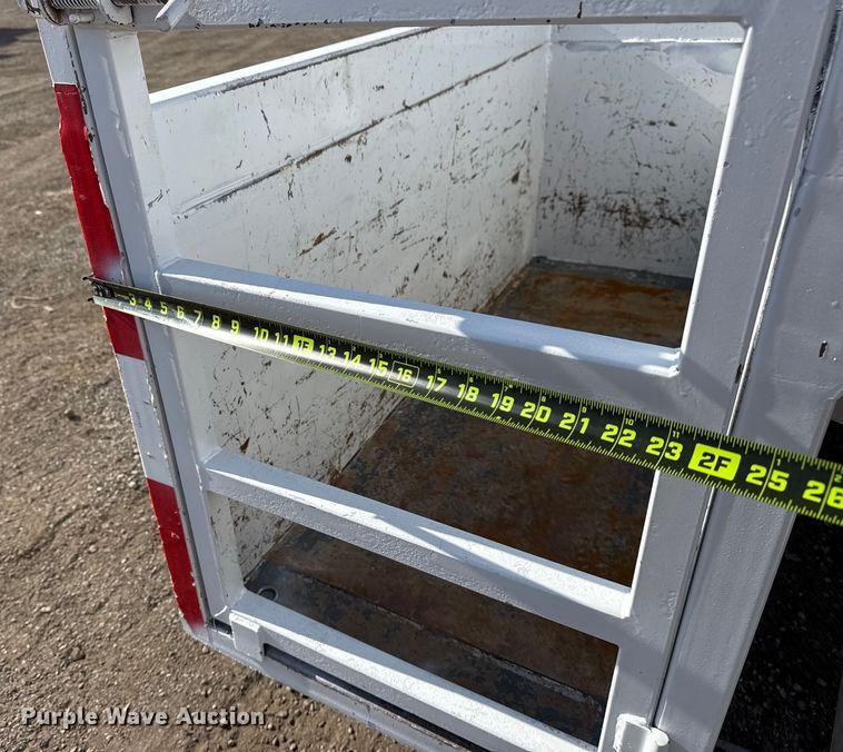 image for item EG1871 2016 Ford F550 Super Duty XL flatbed truck