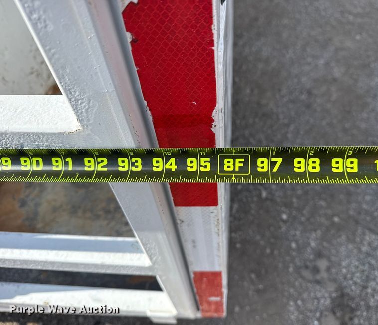 image for item EG1871 2016 Ford F550 Super Duty XL flatbed truck