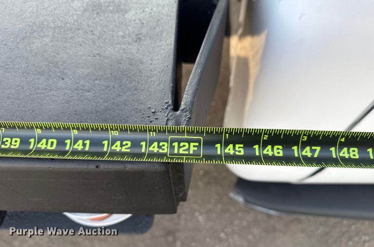 image for item EG1874 2003 Ford F350 Super Duty flatbed pickup truck