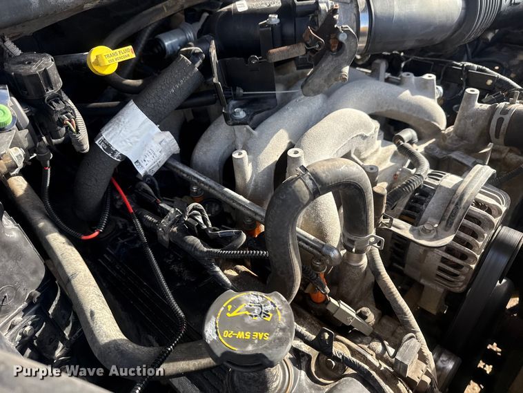 image for item EG1874 2003 Ford F350 Super Duty flatbed pickup truck