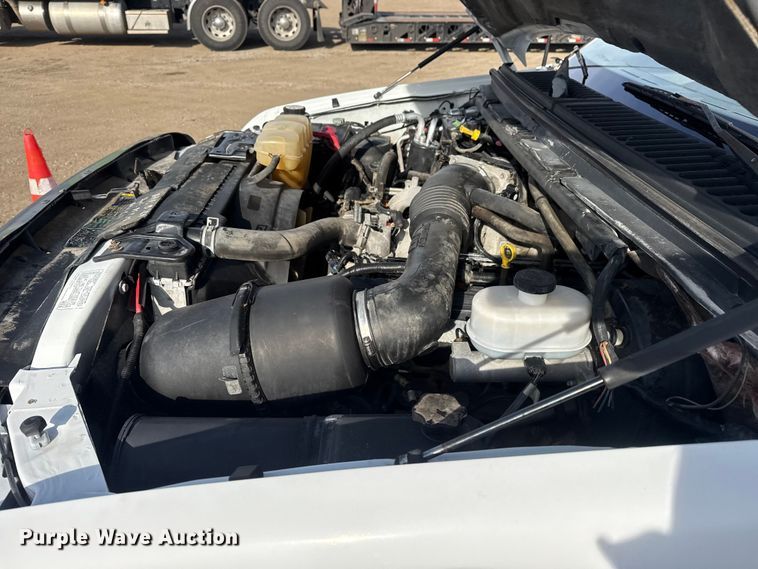 image for item EG1874 2003 Ford F350 Super Duty flatbed pickup truck