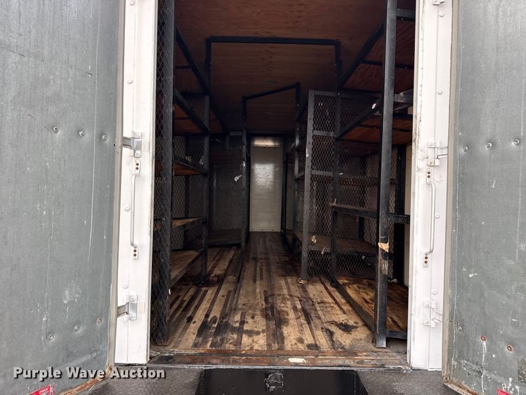 image for item EG1880 2017 Ford F650 Super Duty box truck