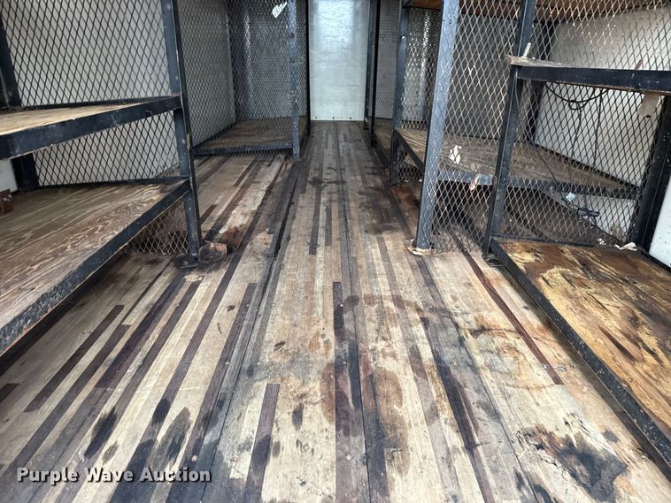 image for item EG1880 2017 Ford F650 Super Duty box truck